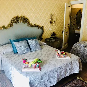  Bed & Breakfast Dimora Umberto Italy